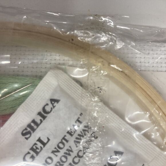 DMC Stitch Kit 6" Diameter Bicycle Counted Cross-Stitch Kit Crafts Whimsical - Picture 8 of 8